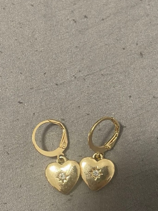 Assorted earrings - Picture 5 of 11
